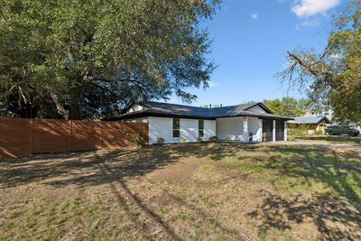 11513 June Dr — photo 3