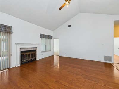 14607 Sandy Side Dr — photo 4