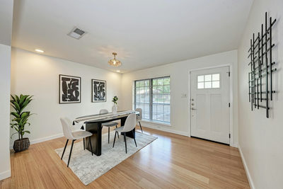 307 Thistlewood Dr — photo 2
