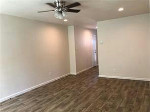 407 A & B Vista West Ct — photo 3