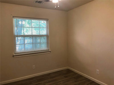 407 A & B Vista West Ct — photo 5