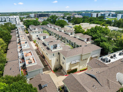 1115 Kinney Ave #9 — photo 5