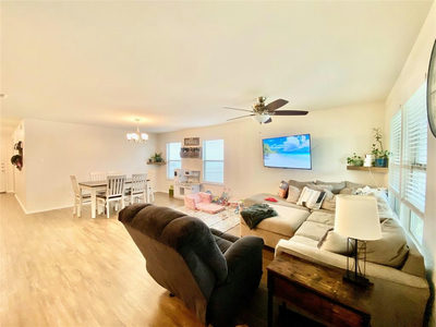 110 W Point Way — photo 3