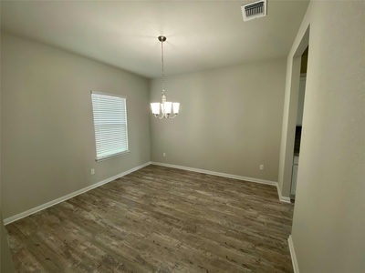 632 Donegal Ln — photo 4