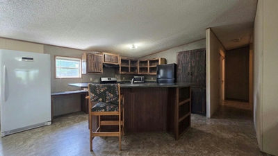 305 Thompson Ln — photo 4