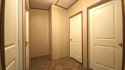 305 Thompson Ln — photo 5