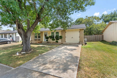 3303 Plantation Rd — photo 2