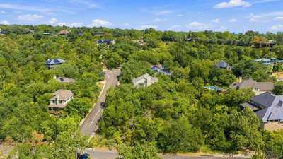 6401 Dry Cliff Cv — photo 4