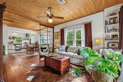 372 Old Lockhart Rd — photo 5