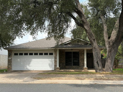 1507 Catalina Dr — photo 4