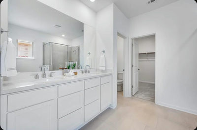 1006 Karly Cv — photo 4