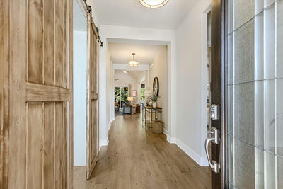 582 Peakside Cir — photo 5
