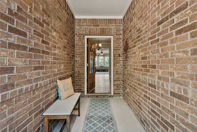 102 Trinity Ln — photo 4