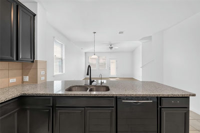 209 Evening Dusk Dr — photo 2