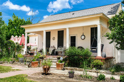 208 S Blair St — photo 2