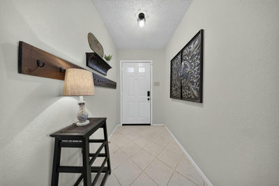 806 Mountain Ridge Dr — photo 3