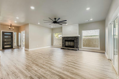 1403 Sunset Dr — photo 3