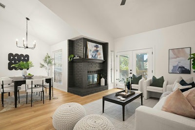 2107 Warfield Way — photo 4