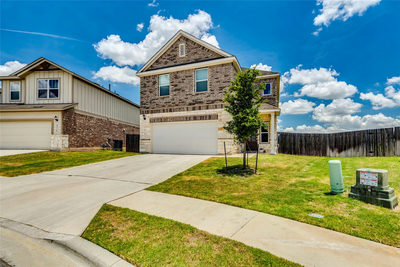 572 Pepperbark Loop — photo 4