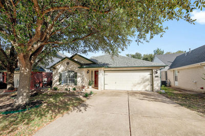 15629 Ecorio Dr — photo 2