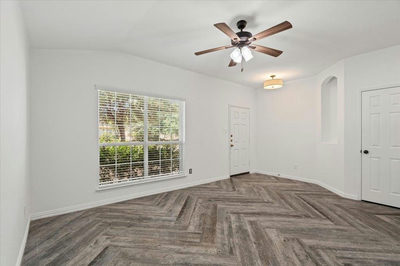 2341 Garlic Creek Dr — photo 5