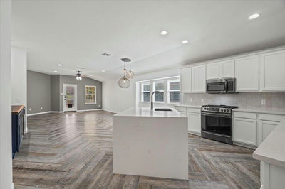 2341 Garlic Creek Dr — photo 2