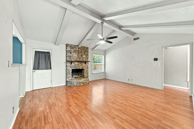 7004 Whispering Oaks Dr — photo 3