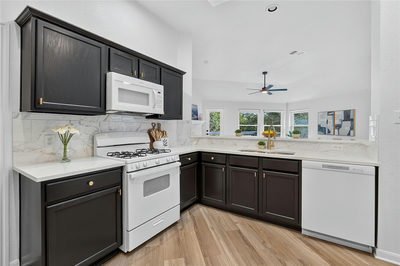 2114 Faldo Ln — photo 4