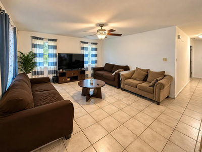 1210 Delano St — photo 4