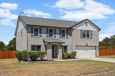 821 Bella Vista Cir — photo 2