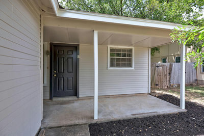 8711 Pineridge Dr — photo 3