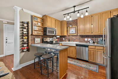 2500 Steck Ave #4 — photo 5