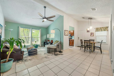 2523 E Stassney Ln — photo 3