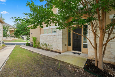 214 Darwins Way — photo 3