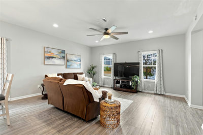 209 Arabian Colt Dr — photo 5
