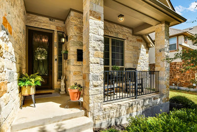 292 Swallowtail Dr — photo 2