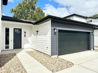 200 W Goforth Rd — photo 2