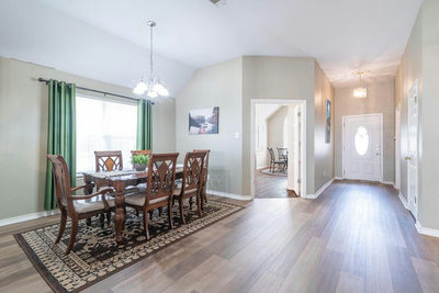 2200 Grove Dr — photo 5