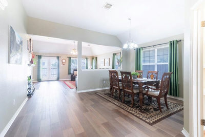 2200 Grove Dr — photo 4