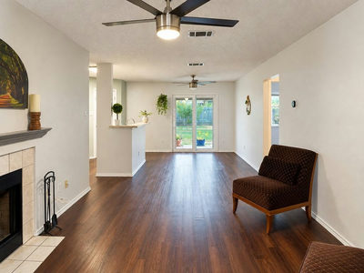 2210 Clayton Way — photo 5