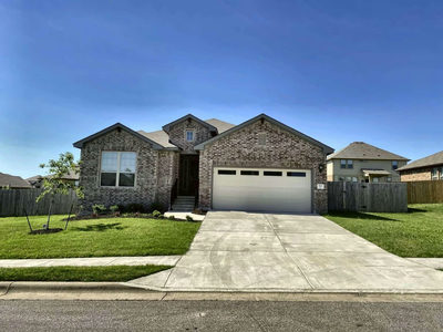 713 Coltrane Dr — photo 3