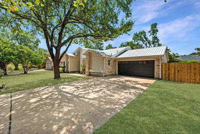 4001 Burr Oak Ln — photo 3