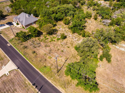 2722 Leslie Ln — photo 4