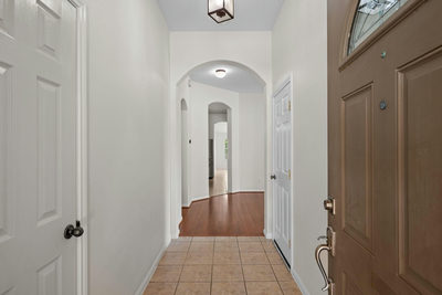 882 Shadow Creek Blvd — photo 2
