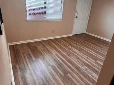 1256 Cougar Dr #6 — photo 3