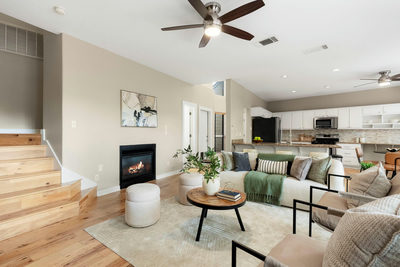 2114 Goodrich Ave #7 — photo 2