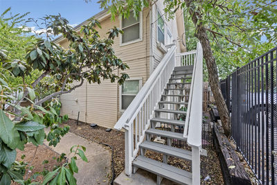 1110 W 22nd St #12 — photo 4