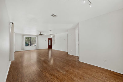 11517 Chatam Berry Ln — photo 5
