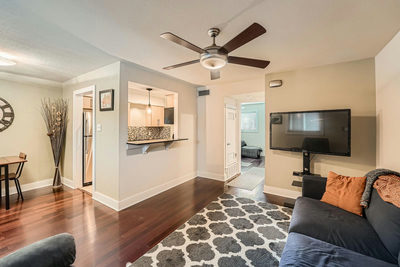 3815 Guadalupe St #103 — photo 5