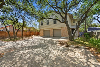 8604 Willowick Dr — photo 3